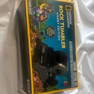 National Geographic Rock Tumbler - Black, Yellow & Teal Box